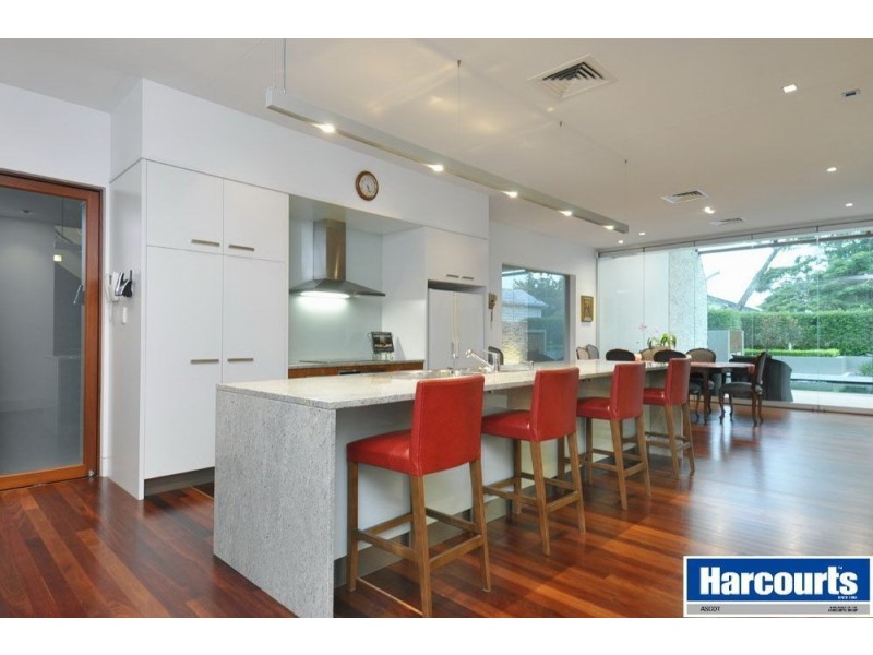 6B Derby Street, Hendra QLD 4011