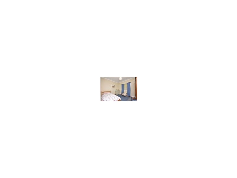 32 Watcombe Street, Wavell Heights QLD 4012