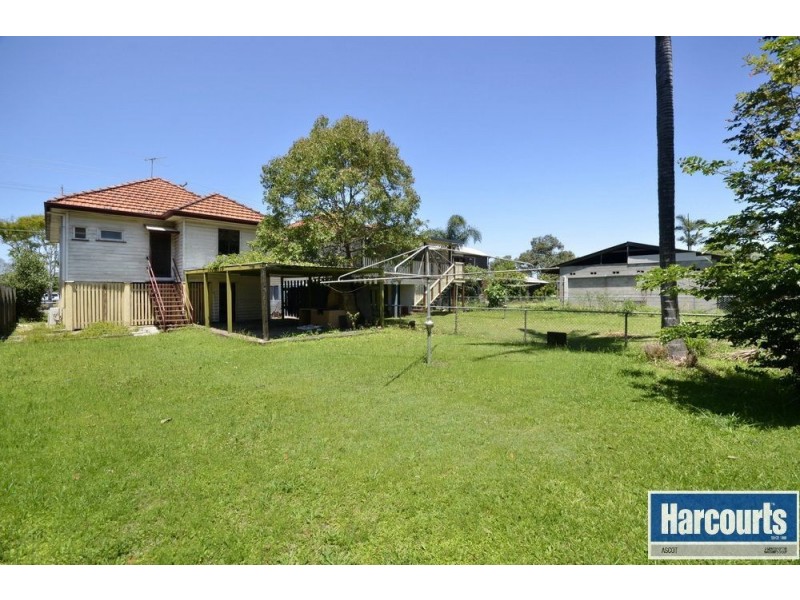 26 Clarke Street, Hendra QLD 4011