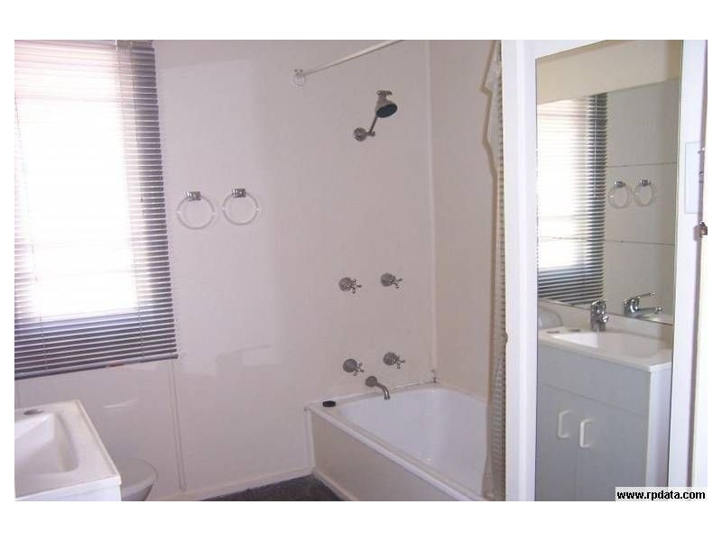 26 Clarke Street, Hendra QLD 4011