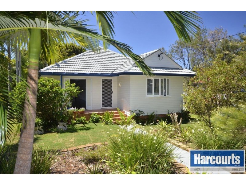 30 Luke Street, Wavell Heights QLD 4012