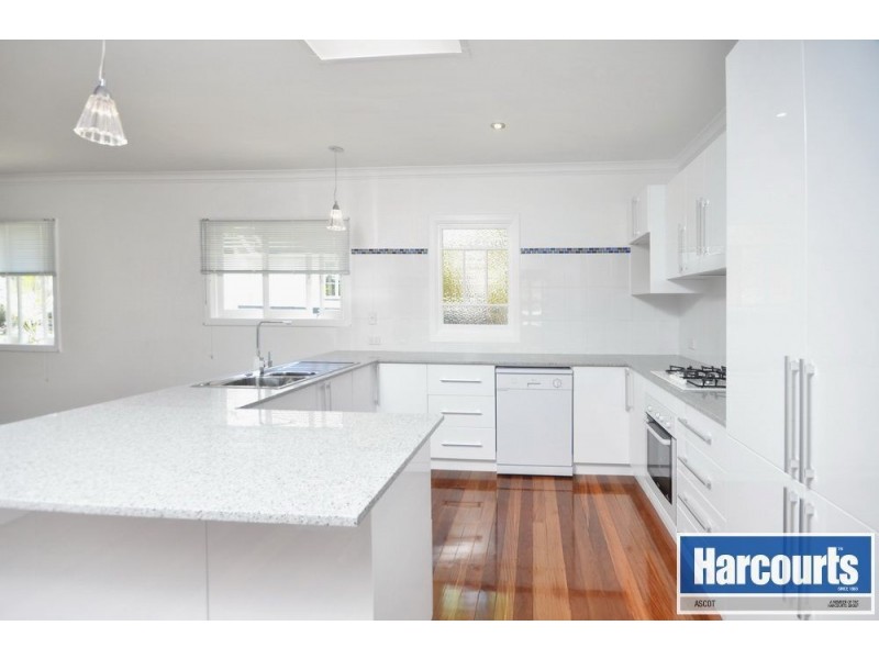 30 Luke Street, Wavell Heights QLD 4012