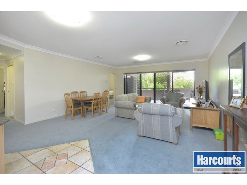 8/84 Racecourse Road, Ascot QLD 4007