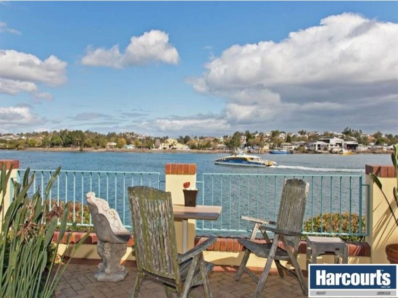 4/27 Harbour Road, Hamilton QLD 4007