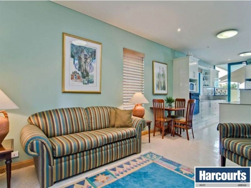 4/27 Harbour Road, Hamilton QLD 4007