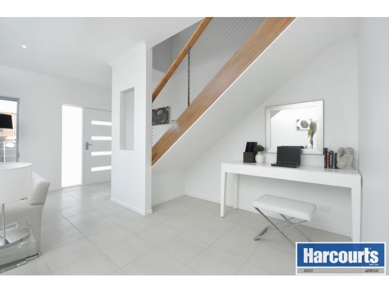 8 Silva Street, Ascot QLD 4007