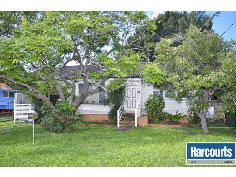 11 Millcan Street, Wavell Heights QLD 4012