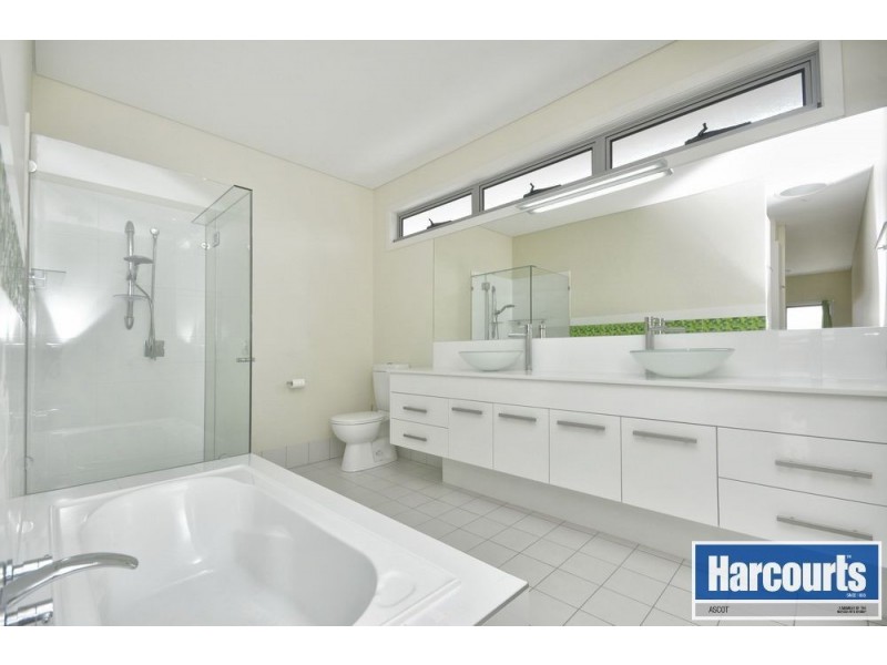 Clayfield QLD 4011