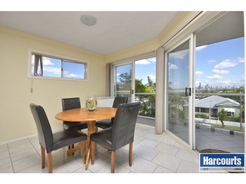 2/125 Stoneleigh Street, Lutwyche QLD 4030