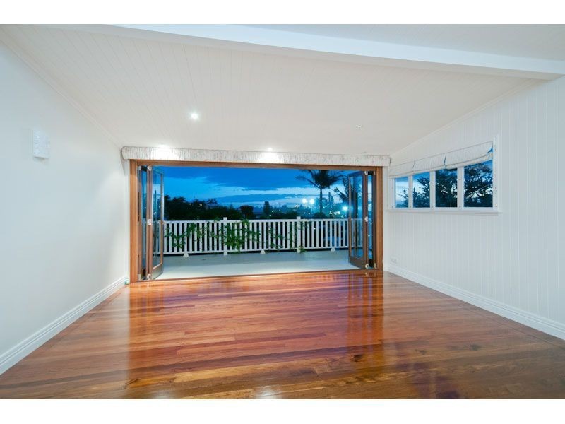 135 Crosby Road, Hamilton QLD 4007