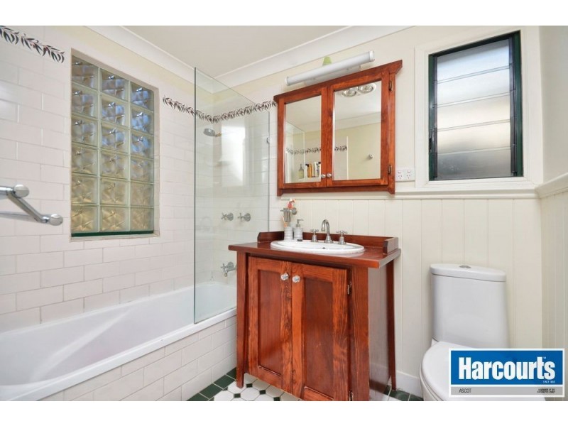 40 Balowrie Street, Hamilton QLD 4007