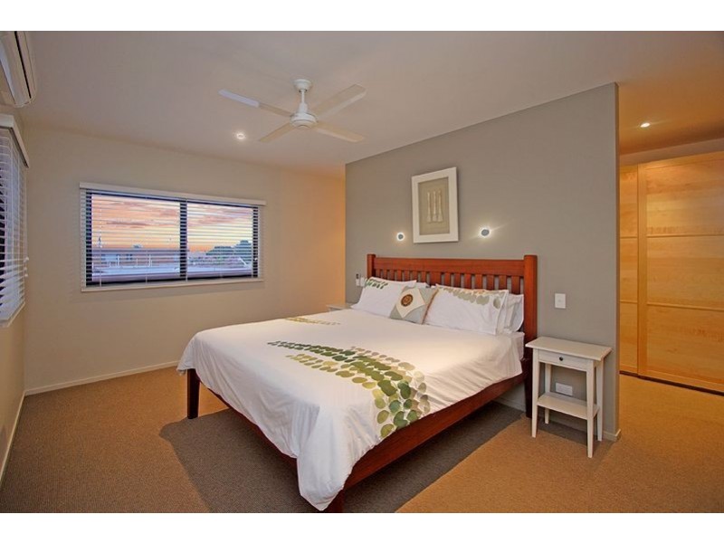 33 Hutton Street, Clayfield QLD 4011