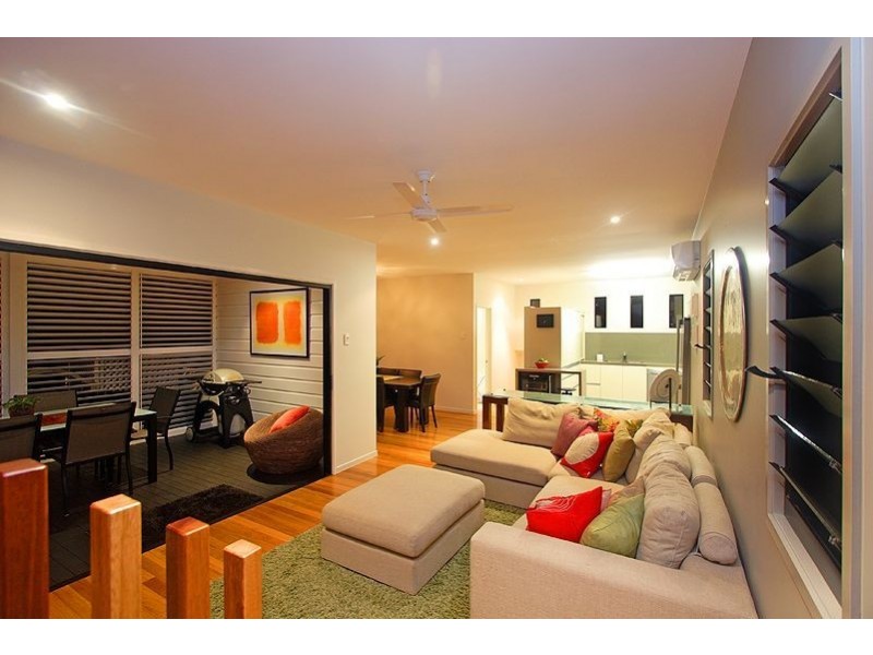 33 Hutton Street, Clayfield QLD 4011