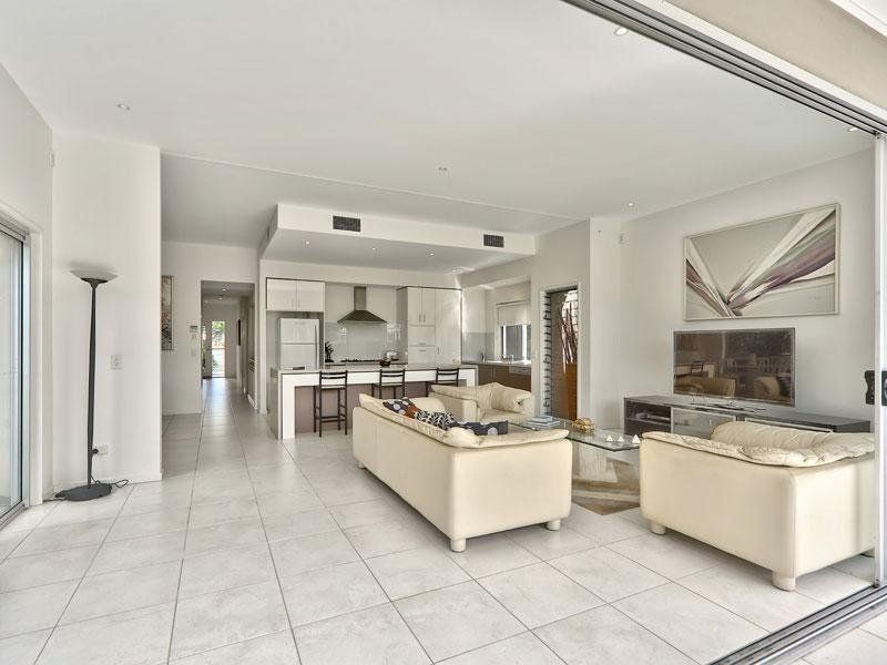 37 Harding Street, Hendra QLD 4011