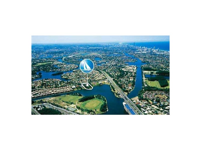 22 Ben Lexcen Place, Robina QLD 4226