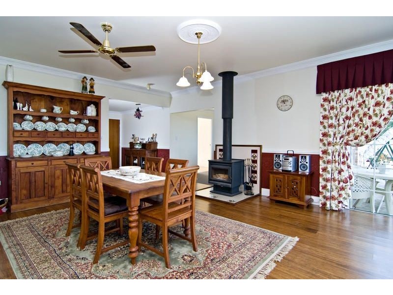 32 Cedardell Court, Yugar QLD 4520