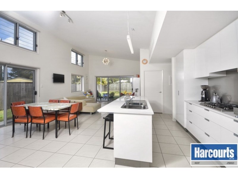 69 Oates Parade, Northgate QLD 4013