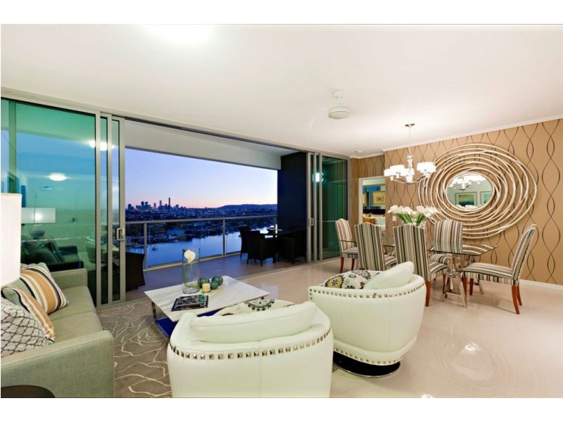 12106/8 Harbour Rd, Hamilton QLD 4007