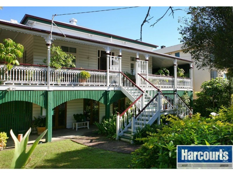 108 McLennan Street, Wooloowin QLD 4030