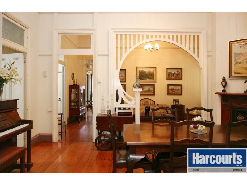 108 McLennan Street, Wooloowin QLD 4030