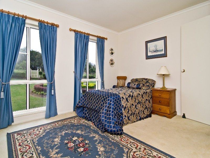 4 Riverine Court, Samford Valley QLD 4520