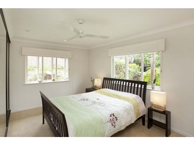 27 Bathurst Street, Red Hill QLD 4059