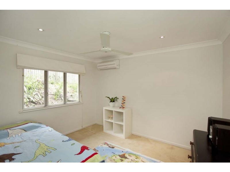 27 Bathurst Street, Red Hill QLD 4059