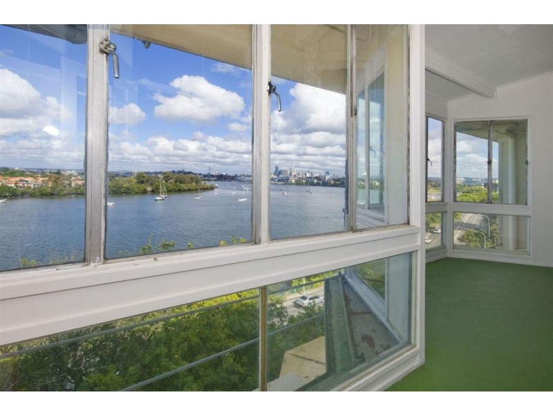 35 Hillside Crescent, Hamilton QLD 4007