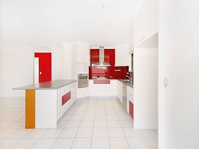 4/293 Lancaster Road, Ascot QLD 4007