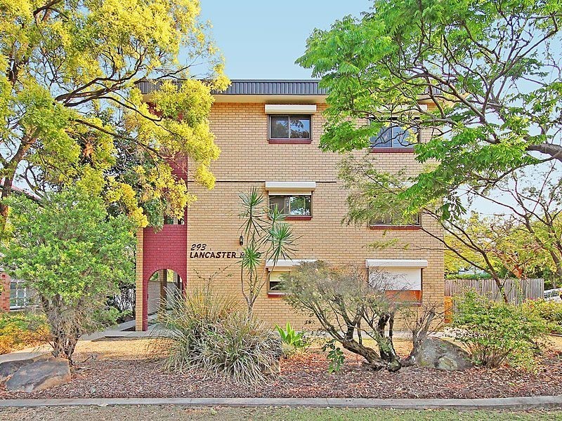 4/293 Lancaster Road, Ascot QLD 4007