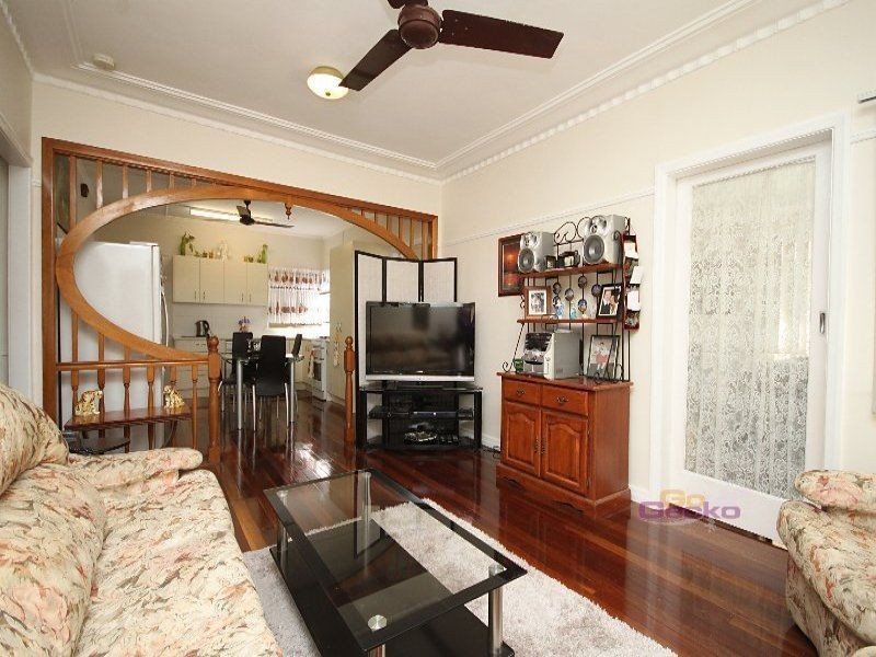 6 Parker Avenue, Northgate QLD 4013