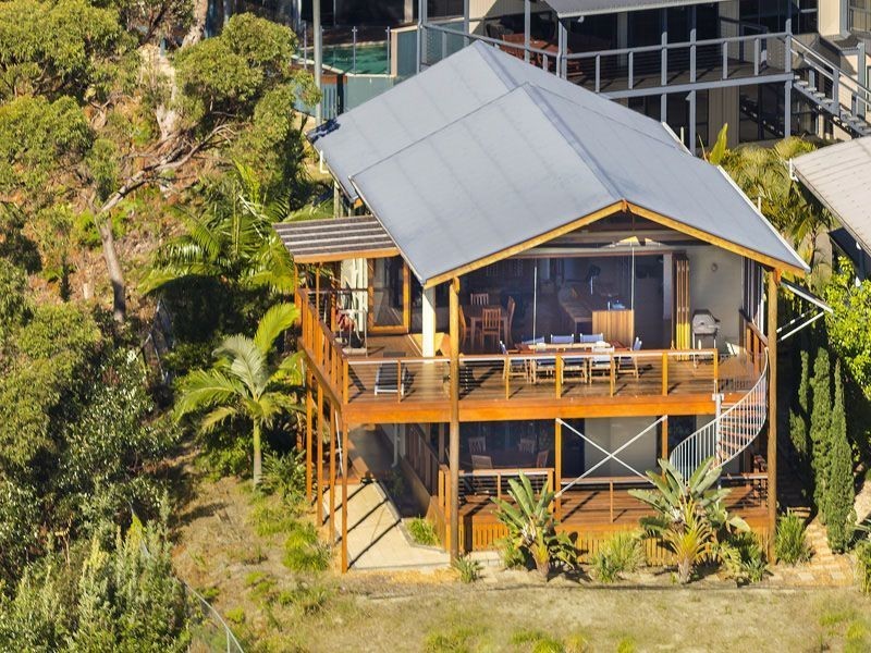 27 Nautilus Drive, Tangalooma QLD 4025