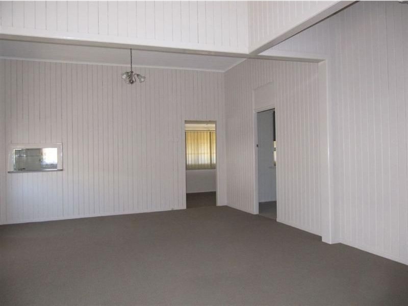 24 Oxford Street, Hamilton QLD 4007