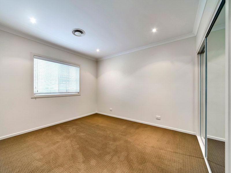 16 Hants Street, Hamilton QLD 4007