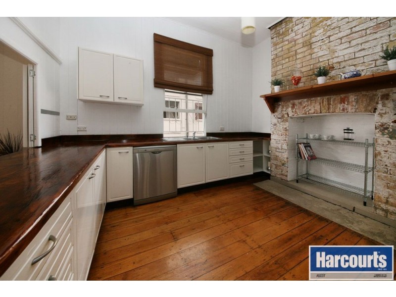 84 Beatrice Tce, Ascot QLD 4007