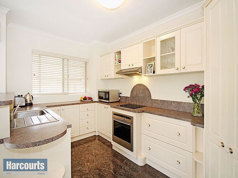 2/17 Moynihan Street, Ascot QLD 4007