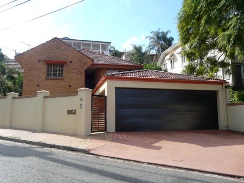 5 Arran Ave, Hamilton QLD 4007