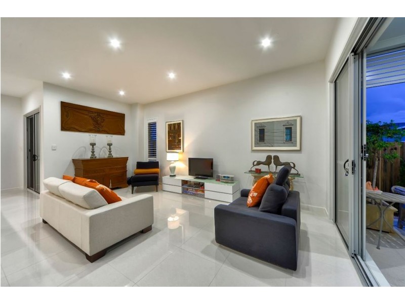 27 Burilda Street, Hendra QLD 4011