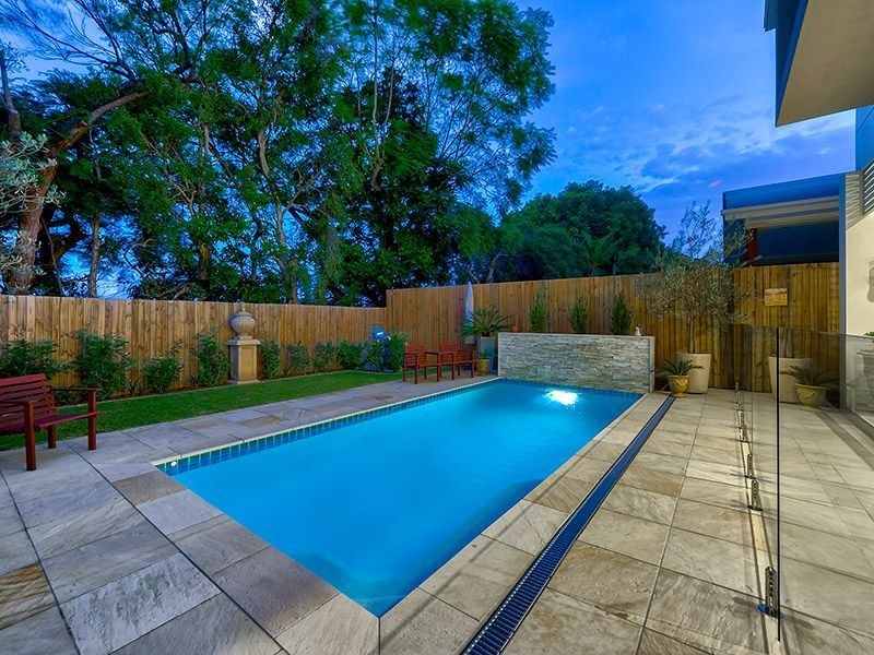 27 Burilda Street, Hendra QLD 4011