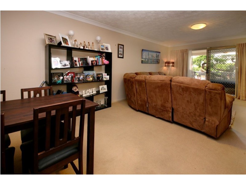 2/102 Racecourse Road, Ascot QLD 4007