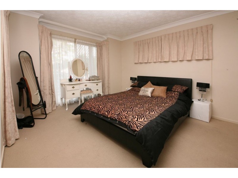 2/102 Racecourse Road, Ascot QLD 4007