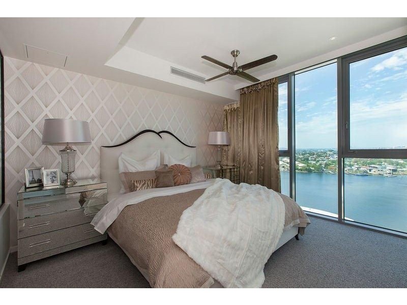 31702/8 Harbour Road, Hamilton QLD 4007