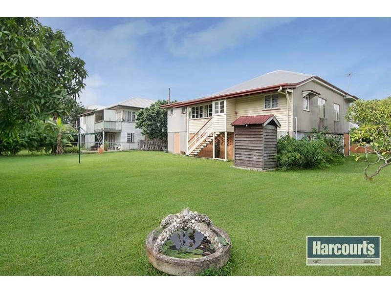 24 and 26 Oxford Street, Hamilton QLD 4007