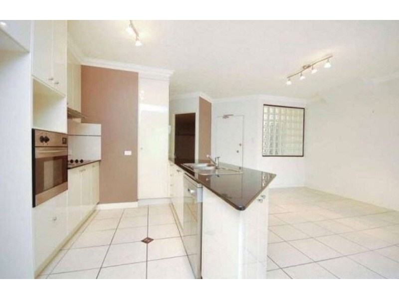 8/47 – 49 Racecourse Road, Hamilton QLD 4007