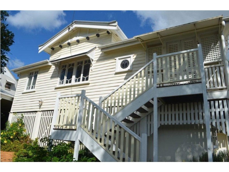 21 Joynt Street, Hamilton QLD 4007