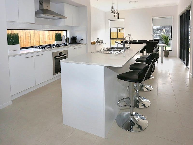 8 Grant Street, Hendra QLD 4011