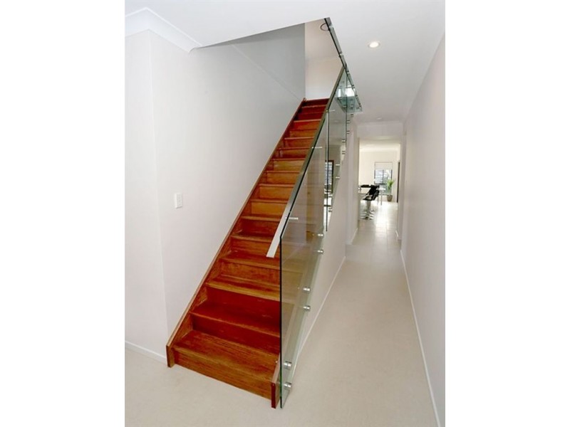 8 Grant Street, Hendra QLD 4011