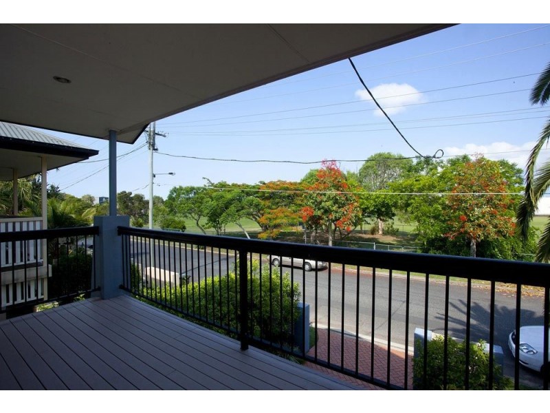 24 McIntyre Street, Hendra QLD 4011