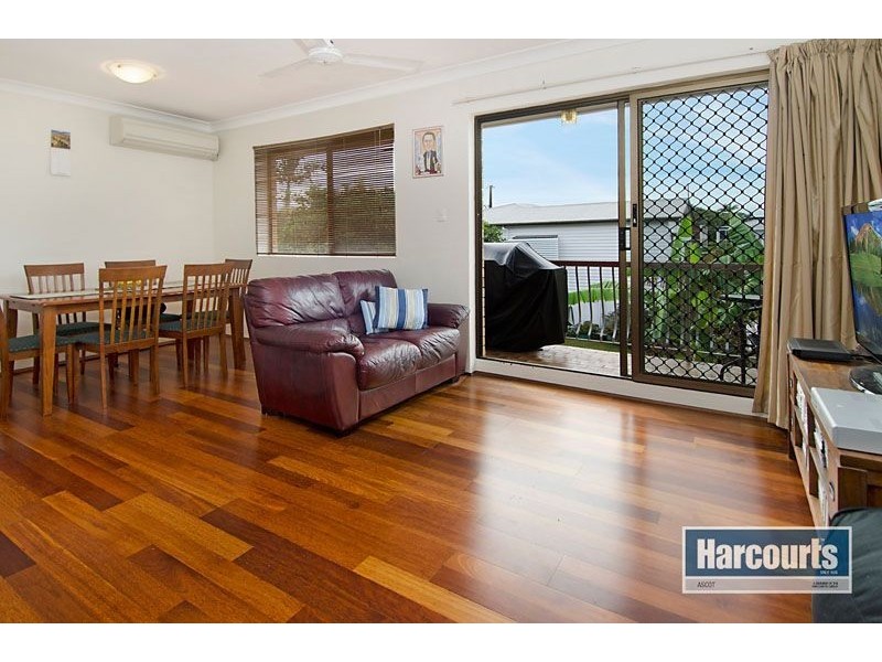 4/34 Winchester Street, Hamilton QLD 4007