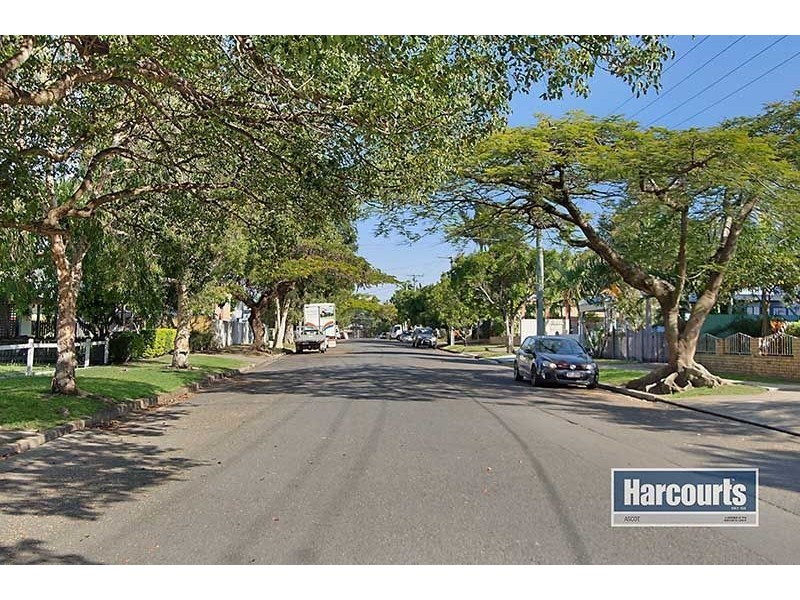 2/19 Hopetoun Street, Ascot QLD 4007